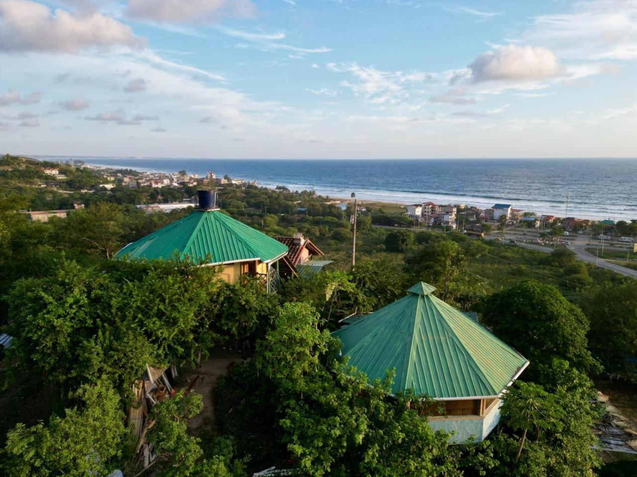 Punto Verde Ecological House Монтаньита Экстерьер фото